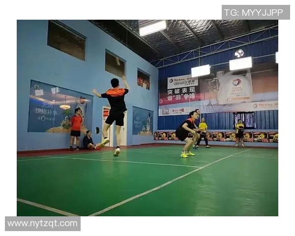 成都羽毛球队在邀请赛中以76分高居积分榜首位展现强劲实力 成都羽毛球队在邀请赛中以76分高居积分榜首位展现强劲实力