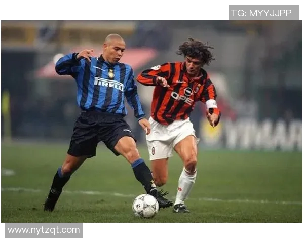 足球明星风采对比图揭示岁月变迁与风格演变的精彩瞬间 足球明星风采对比图揭示岁月变迁与风格演变的精彩瞬间