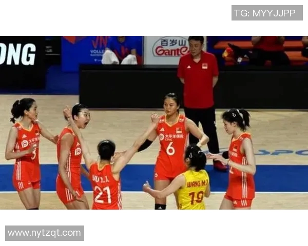 上海排球队在世界杯预选赛中以72分高居榜首展现强劲实力 上海排球队在世界杯预选赛中以72分高居榜首展现强劲实力