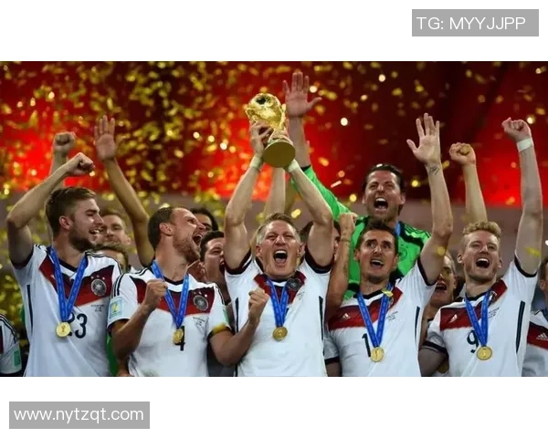 广州足球队的蜕变之旅:从青涩到成熟的世界杯预选赛征程回顾